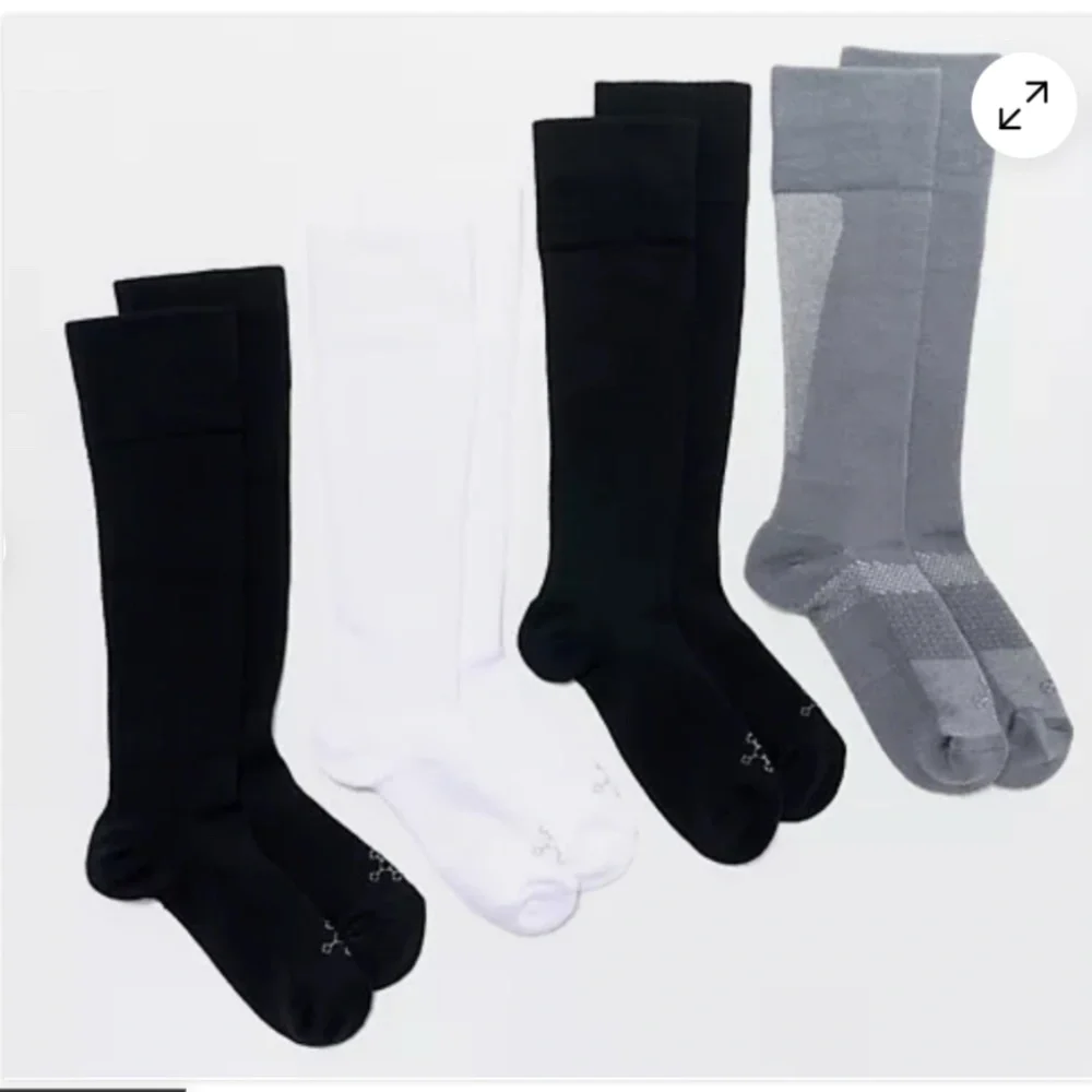 Tommie Copper Set of 4 Ultra Temp & Ultraguard OTC Socks, Basic  NWT.